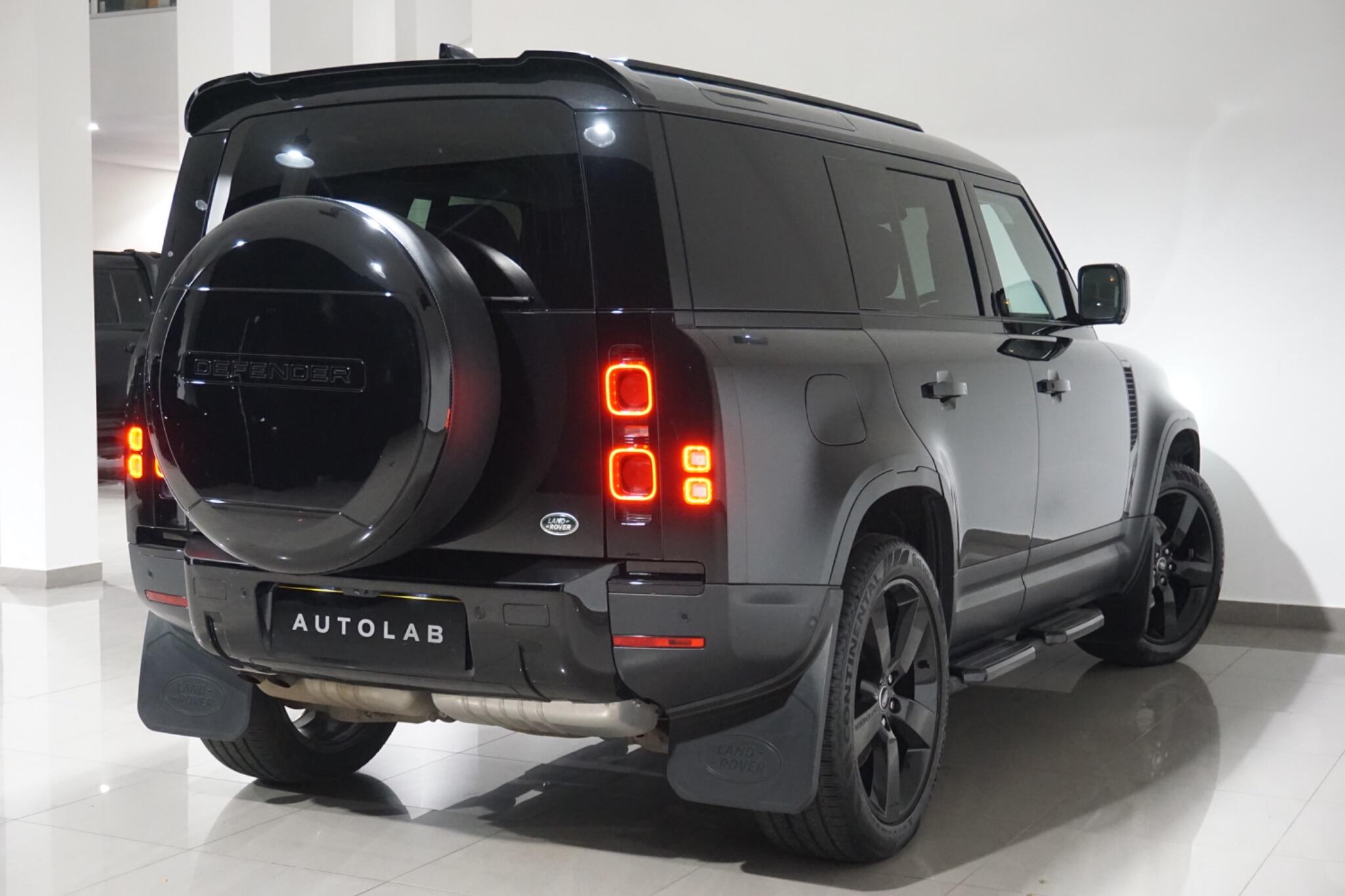 Land Rover Defender 110 3.0 D250 MHEV HSE Hard Top SUV 5dr Diesel Auto 4WD MWB Euro 6 (s/s) (250 ps)